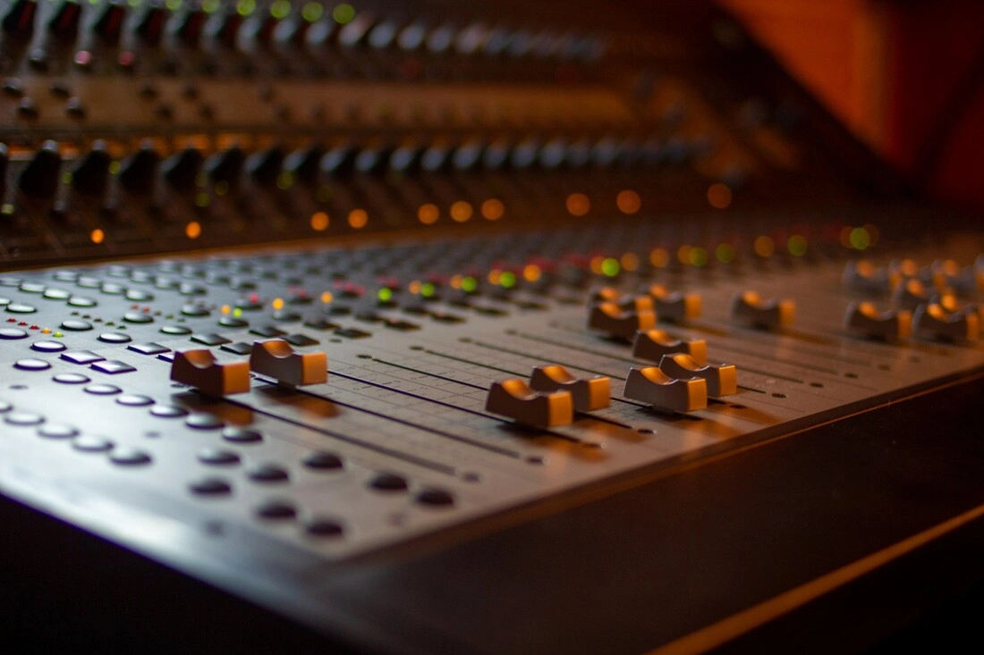 Studio 1